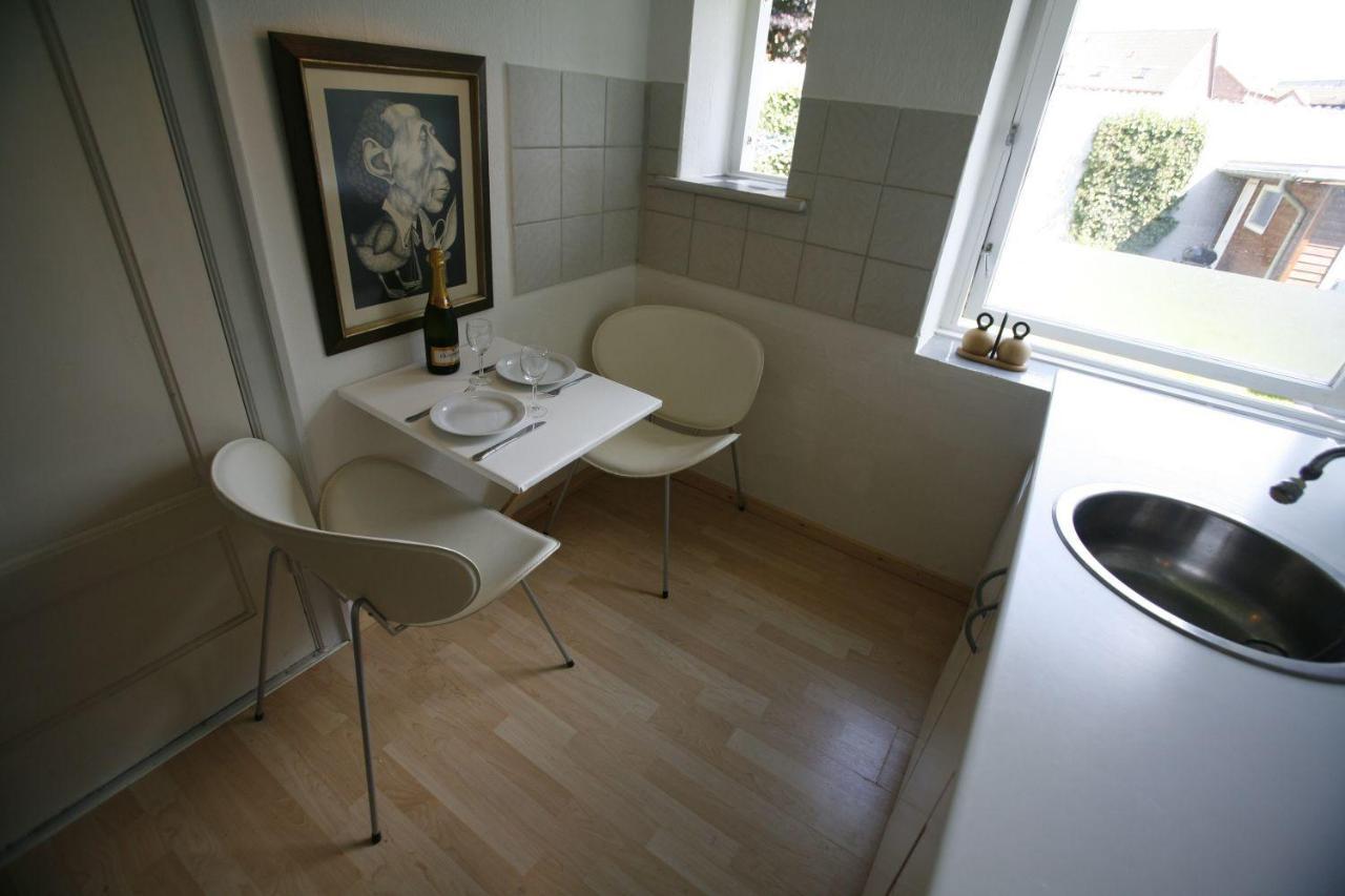 Lille Skovgaarden Aparthotel Randers Exterior photo